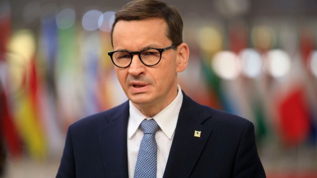 Полският премиер Матеуш Моравецки определи мигрантската криза на границата с