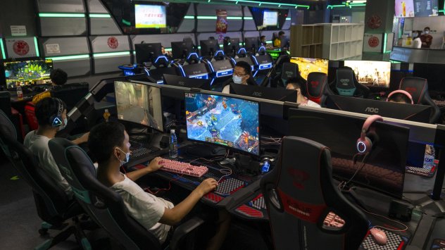 Tencent възстановява част от загубите си, след като Китай смекчи страха от репресии