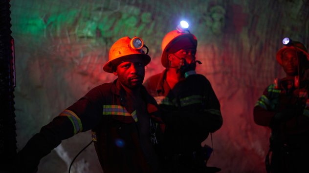 В бързината си да осигури и изгради американските вериги за