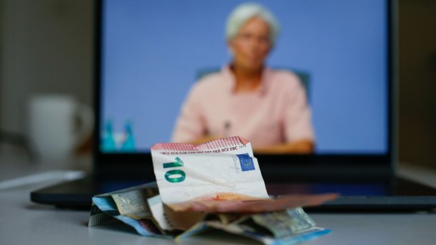 Залозите на инвеститорите, че еврото ще поевтинее достигнаха най-високото си