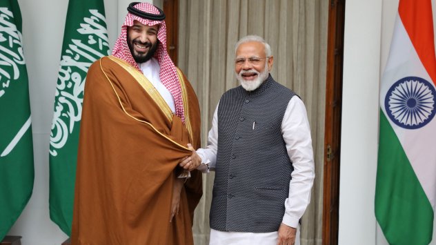 Мохамед бин Салман, престолонаследник на Саудитска Арабия, и Нарендра Моди, премиер на Индия. Снимка: T. Narayan/Bloomberg 