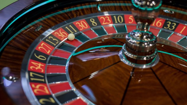 Спадът на приходите от хазартни игри в Макао се задълбочи