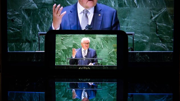 Франк Валтер Щайнмайер беше преизбран за втори петгодишен мандат на предимно