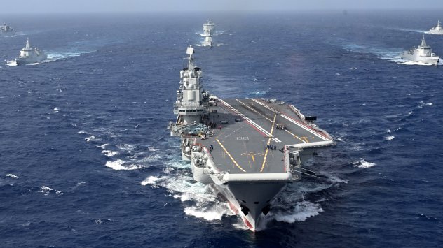 Самолетоносачът „Ляонин“; Снимка: Bloomberg LP