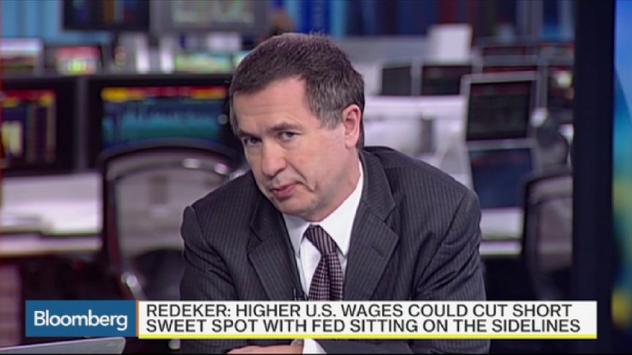 Фед не бързат да действат