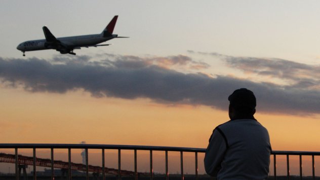 Авиокомпаниите бяха предупредени че дните на необичайно евтини разходи за