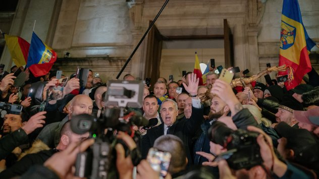 Калин Джорджеску пред Апелативния съд в Букурещ, 30 декември. Снимка: Андрей Пунговски/Bloomberg