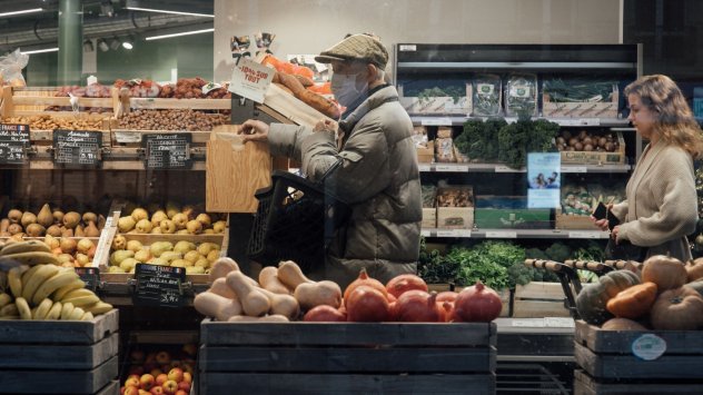 Инфлацията в еврозоната остава близо до исторически връх но очакванията