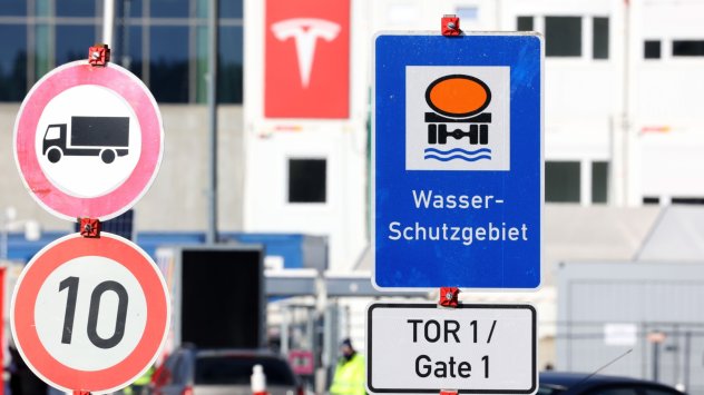 Миналата година когато Илон Мъск беше попитан дали заводът който