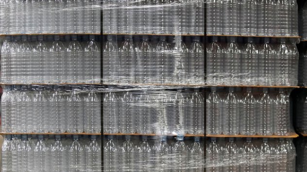 Замърсяването с пластмаса и опасността в която поставя океаните продължават