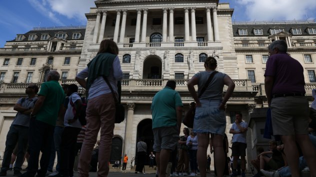 Английската централна банка обяви най-голямото повишение на лихвите от 27