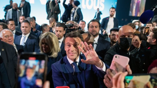 Президентът Еманюел Макрон ще се бори с Марин Льо Пен