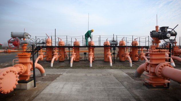 Европейският съюз трябва да санкционира страните които използват рубли за