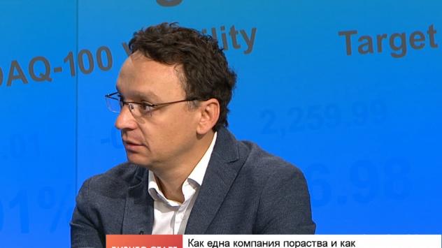 Момчил Василев