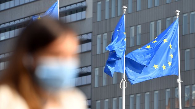 Независимо от многобройните опити за справяне с ненужното законодателство аргументирано