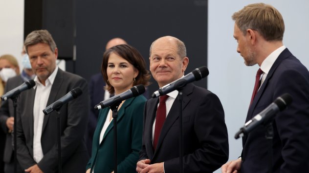 Шолц направи невъзможното: Kоалиция между Социалдемократите, Зелените и Либералите