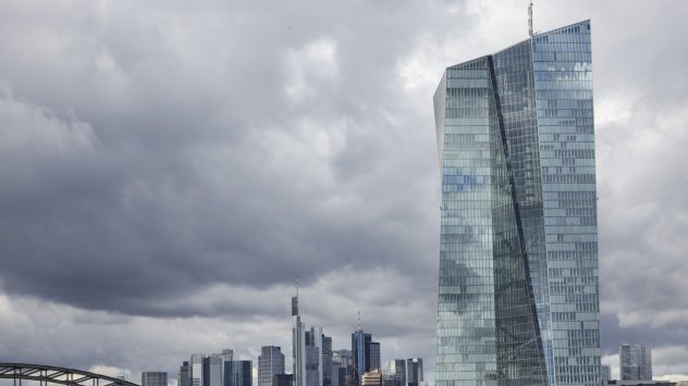 Европейската централна банка продължава да се бори с рекордната инфлация