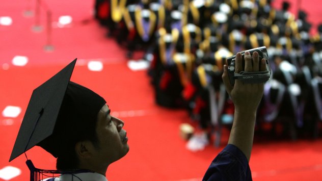 През следващите няколко седмици Китай ще произведе рекордните 10 8 милиона