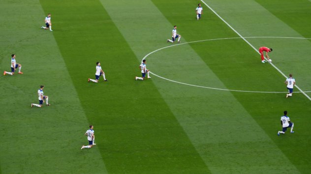 Футболът е красива игра а моментите на най голямата му витрина