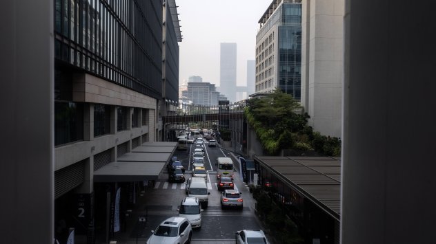 Трафик в Международния финансов център на Дубай (DIFC) в Дубай, Обединените арабски емирства. Снимка: Bloomberg LP