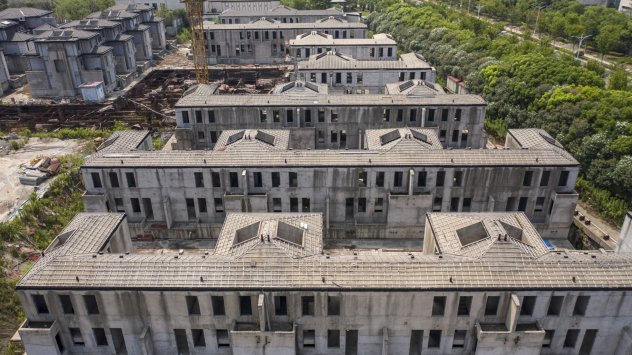 Китайските банки понижиха основните си лихви а властите увеличиха подкрепата