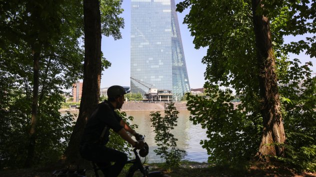 Европейската централна банка поднови обещанието си да оттегли стимулите за