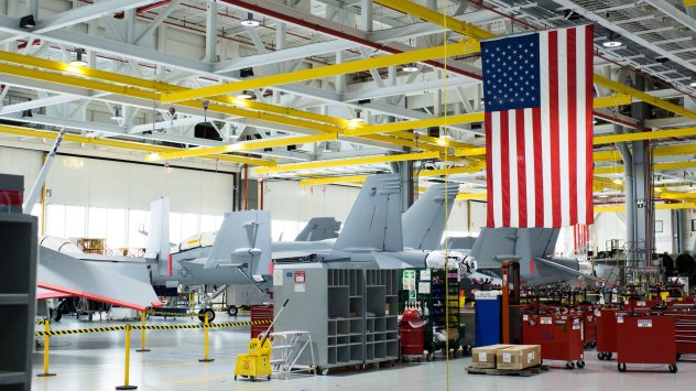Изтребители F/A-18 Super Hornet в завода на Boeing в Сейнт Луис, Мисури. Снимка: Bloomberg L.P.