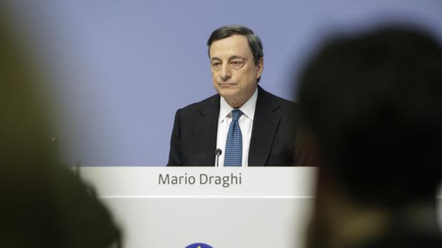 Марио Драги, президент на ЕЦБ, по време на пресконференцията си вър Франкфурт, Германия. 10 март 2016 г. Фотограф: 