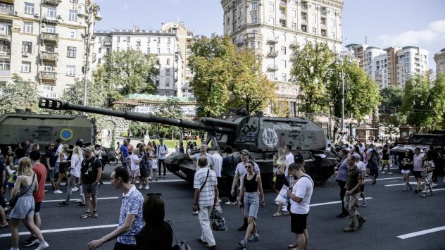 Хиляди руски войници се оттеглиха пред светкавичното украинско настъпление в