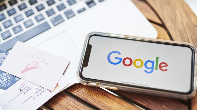 Големи технологични компании са били подведени да предоставят чувствителна лична