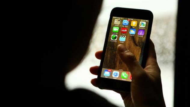 Apple iPhone. Photographer: Chris Goodney/Bloomberg