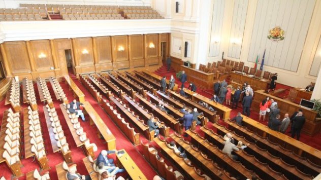 Депутатите отхвърлиха проекта на декларация предложен от Продължаваме промяната за