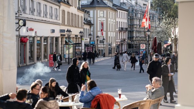 Икономиката на Франция неочаквано стагнира в началото на годината като