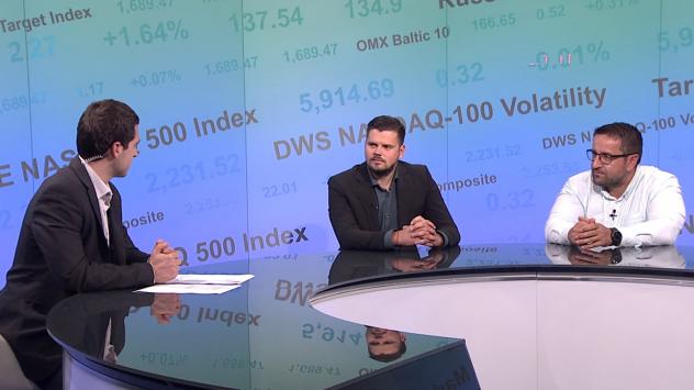 Георги Харизанов, изп. дир. на Института за дясна политика, Никола Филипов, икономист от ЕКИП. Снимка: Bloomberg TV Bulgaria