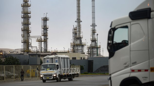 Петролът поскъпна преди множеството дипломатически срещи свързани с войната в