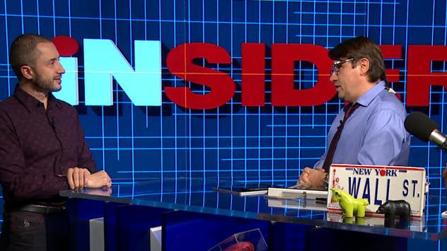 Владислав Драмалиев, основател на фондация BitHope и водещият на предаването Insider Бисер Варчев. Снимка: Bloomberg TV Bulgaria