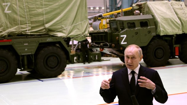 Путин на среща с работници в държавния завод Обухов в Санкт Петербург през януари. Източник: Getty Images