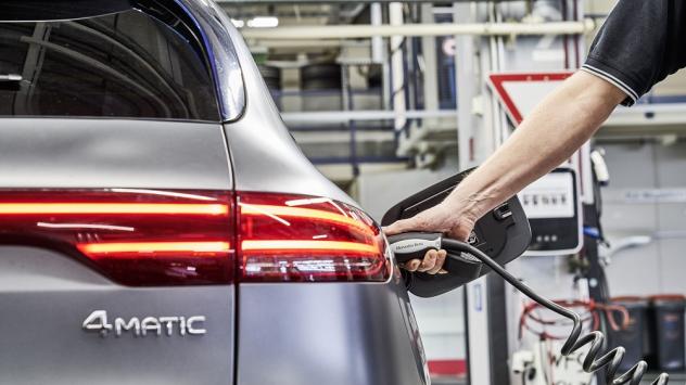 Какви ще са автомобилите на бъдещето - очаквайте в рубриката Bloomberg TV Bulgaria Интервю от 19:30 часа