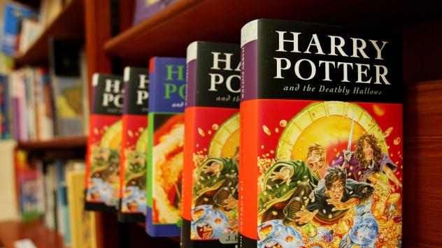 Книгите за Хари Потър определят цяло едно поколение от хора по света. Снимка: Suzanne Plunkett/Bloomberg News