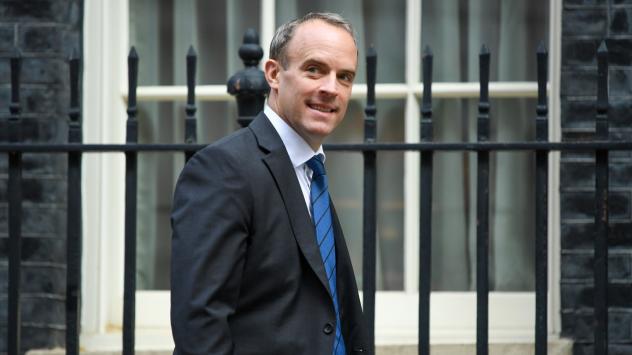 Британският министър на външните работи Доминик Рааб. Снимка:  Chris J. Ratcliffe/Bloomberg