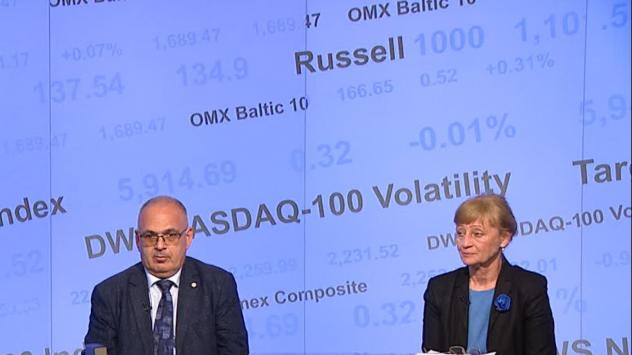 Йордан Константинов, съдия от Върховния административен съд, и доц. д-р Любка Ценова, преподавател по данъчно право във ВУЗФ. Снимка: Bloomberg TV Bulgaria 