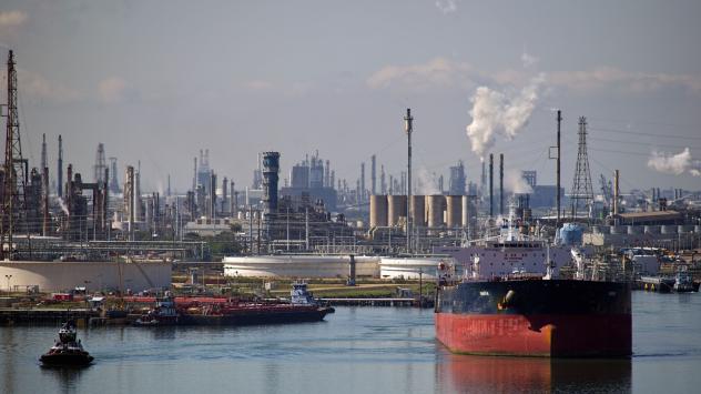 Танкерът Мария в Корпус Кристи, Тексас, САЩ. 7 януари 2016. Photographer: Eddie Seal/Bloomberg