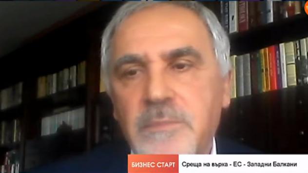 Любомир Кючуков, директор на Институт за икономика и международни отношения. Снимка: Bloomberg TV Bulgaria 