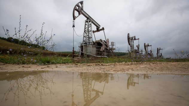 Предлагането на петрол скоро ще изпревари търсенето тъй като някои