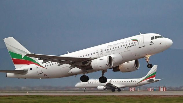 От 17 юни националният превозвач „България Еър“ стартира сезонни полети