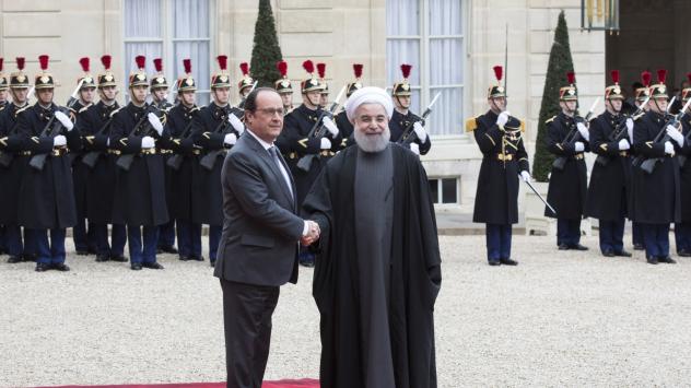 Президентите на Франция Франсоа Оланд и на Иран Хасан Рохани по време на посещението на Рухани в Париж. Снимка: Christophe Morin/Bloomberg