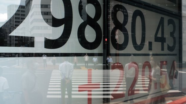 Акциите в Азия изтриха началните загуби а американските и европейски