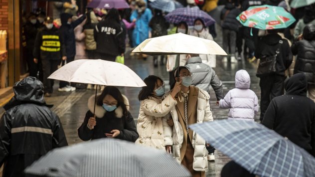 Китайските домакинства натрупаха 2 6 трилиона долара банкови депозити само миналата