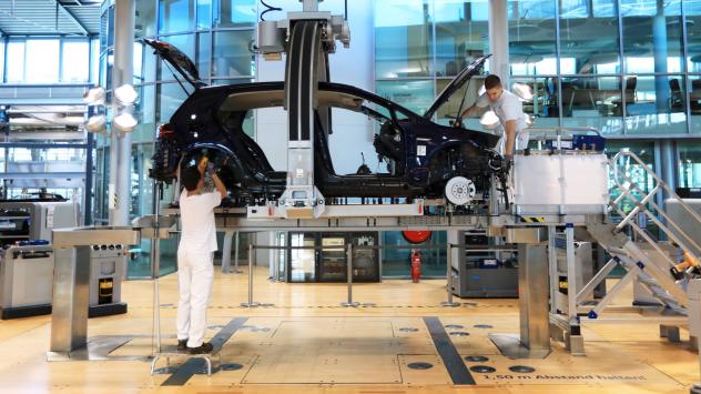 Индустриалното производство в Германия се свива с рекордните 17.9% през април 