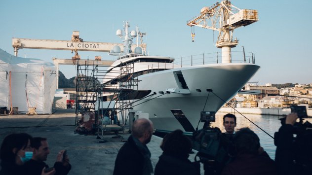 В тих ъгъл на Френската Ривиера корабостроителницата La Ciotat пише